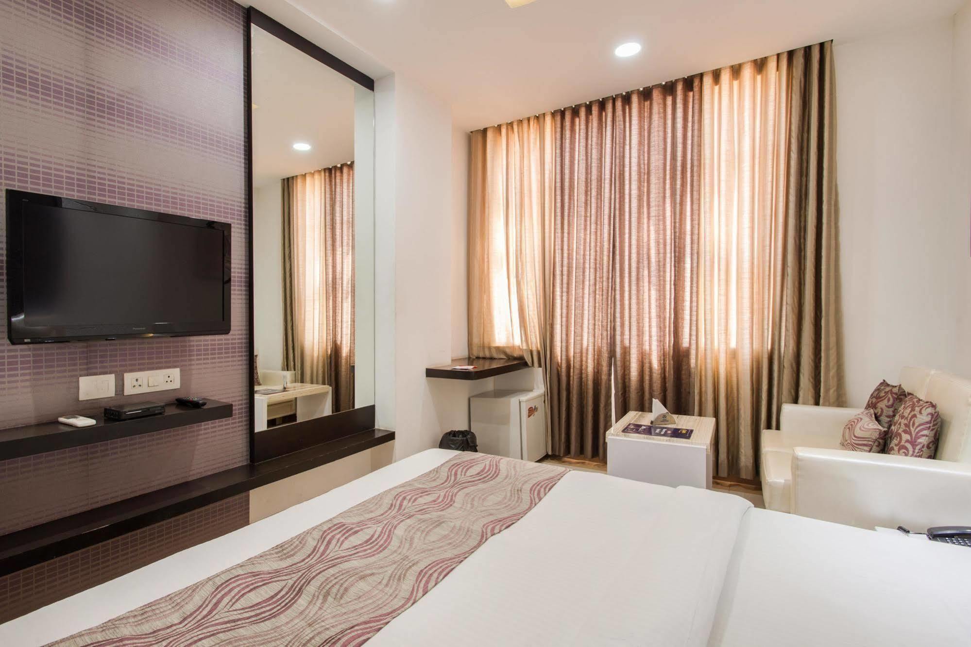 Hotel Rockland جايبور المظهر الخارجي الصورة