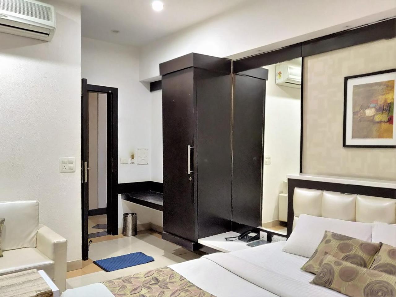 Hotel Rockland جايبور المظهر الخارجي الصورة